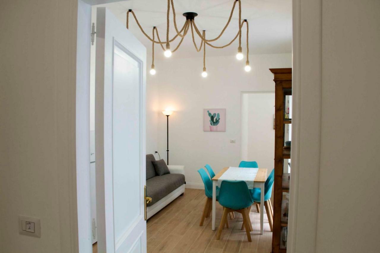 Casa Fabiana Apartment Napoli Bagian luar foto