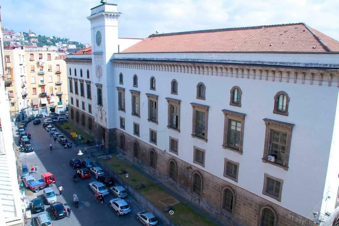Casa Fabiana Apartment Napoli Bagian luar foto