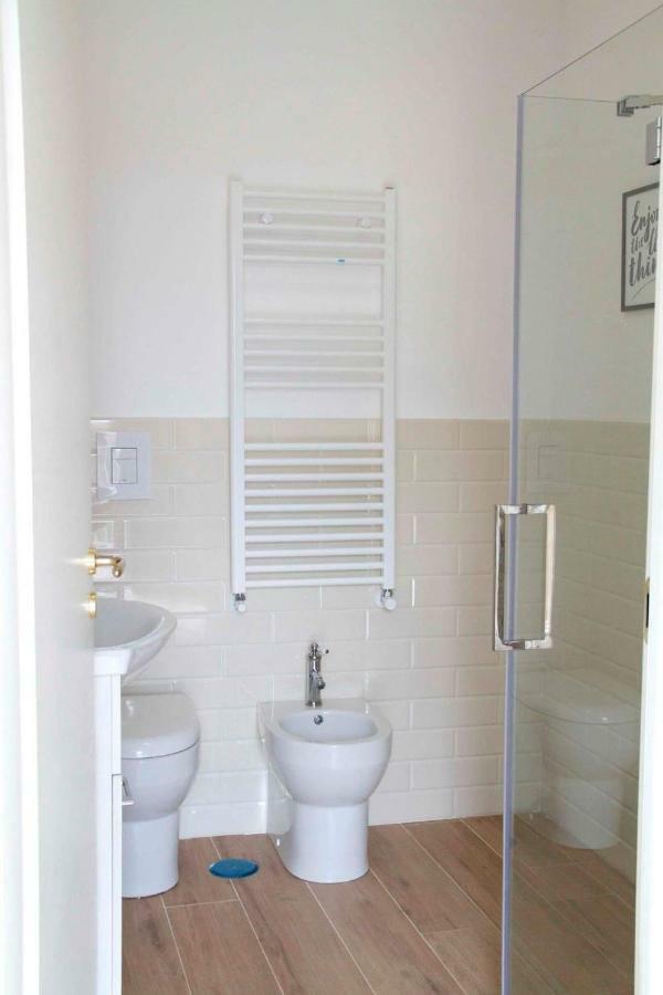Casa Fabiana Apartment Napoli Bagian luar foto