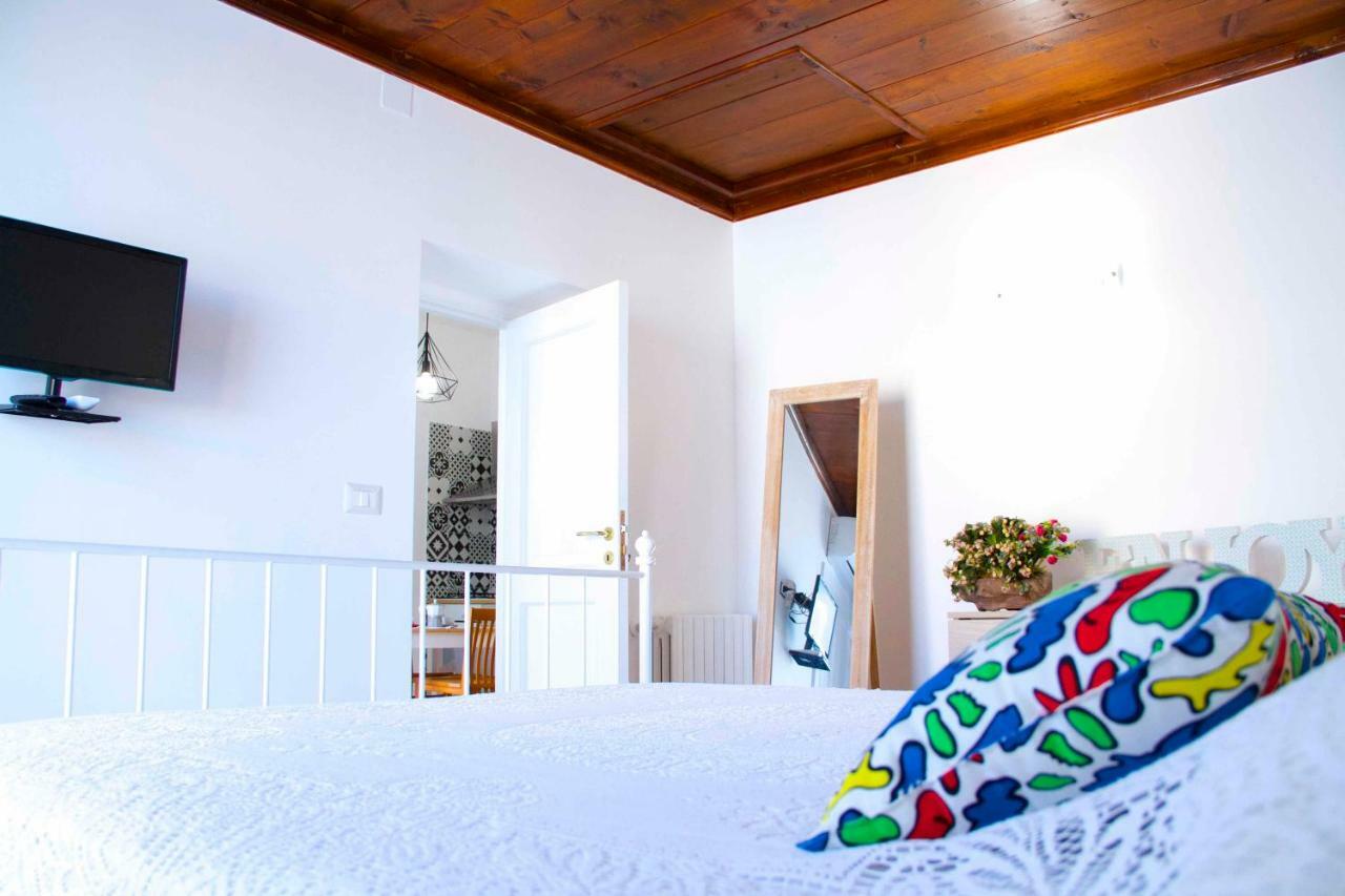 Casa Fabiana Apartment Napoli Bagian luar foto